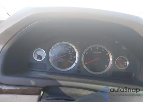 2006 Volvo S80 2.5T from USA, damaged, VIN YV1TS592861445253